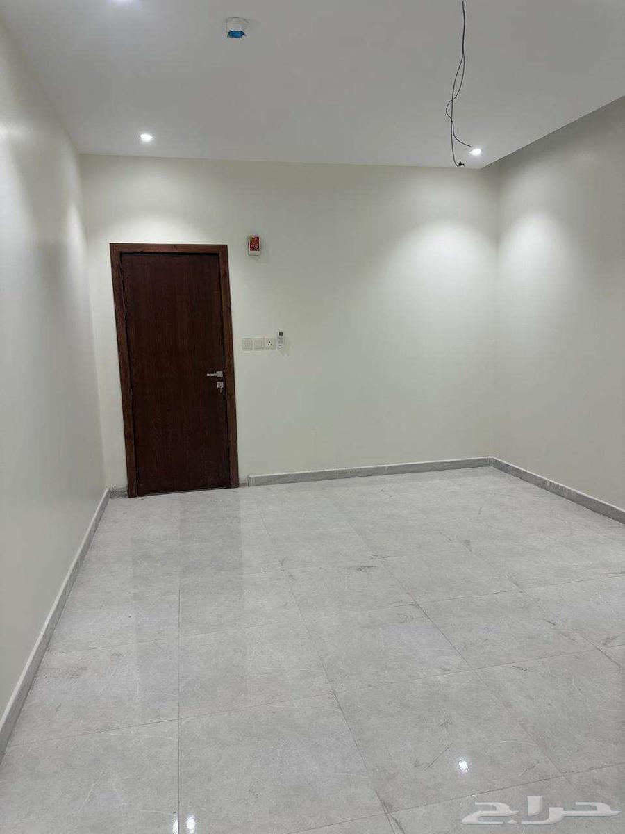 شقة 1 غرف في احد 2