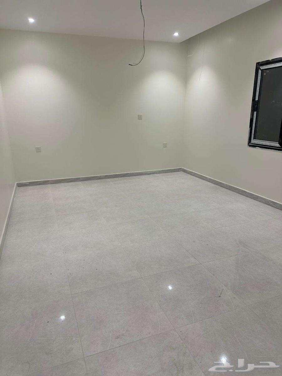 شقة 1 غرف في احد 3