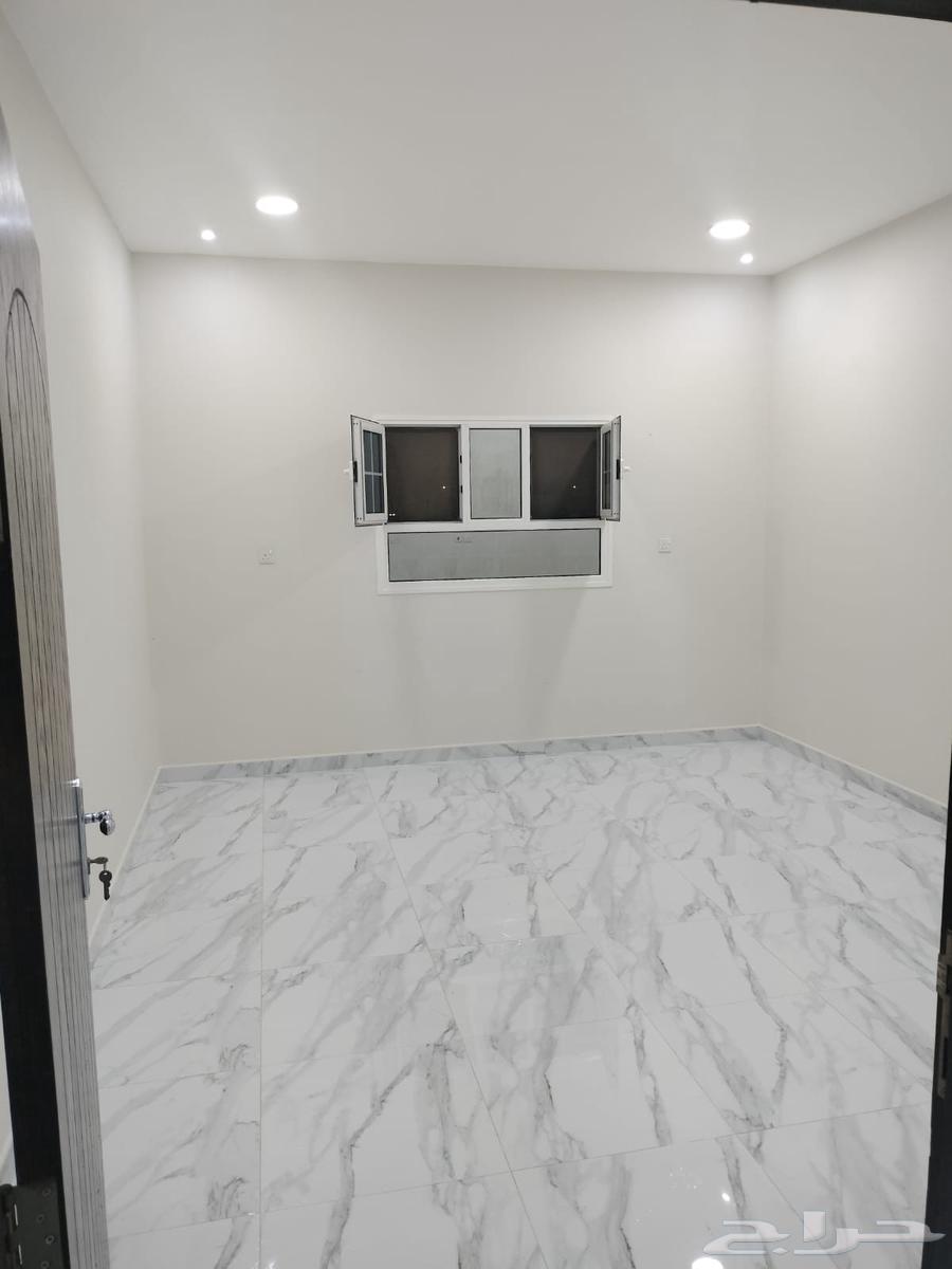 شقة 3 غرف في النايفية 2