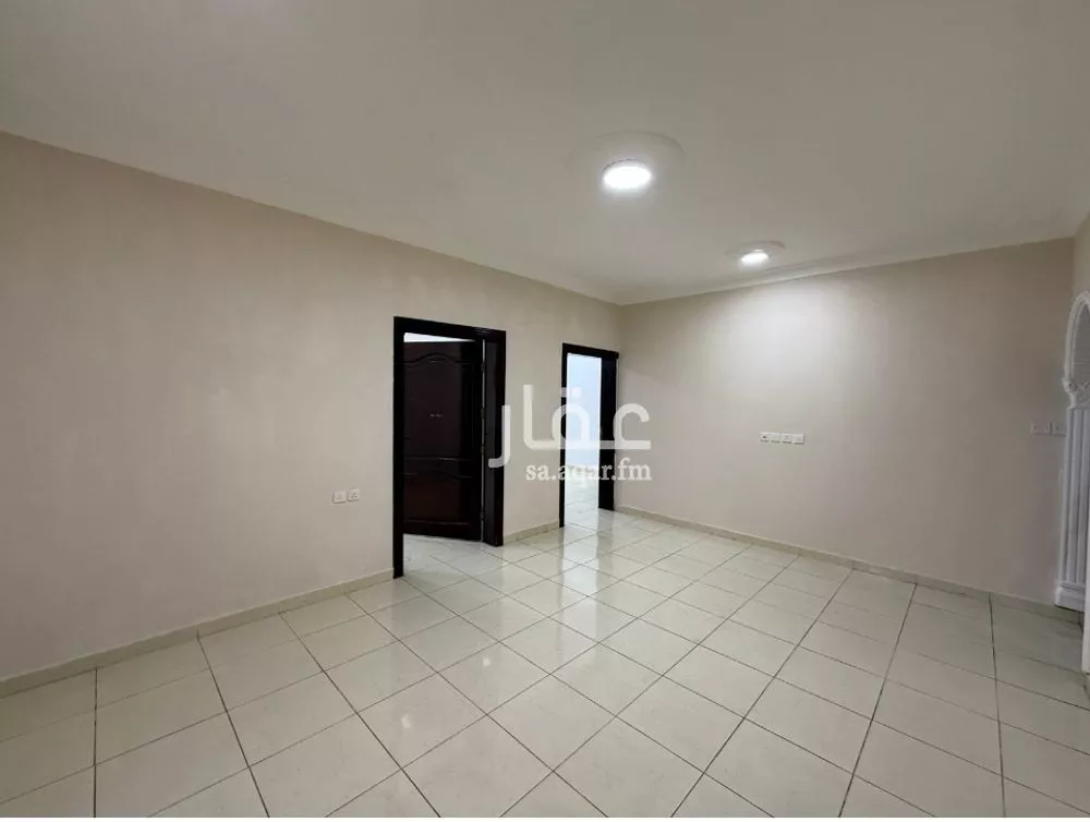 شقة 3 غرف في العهن 4