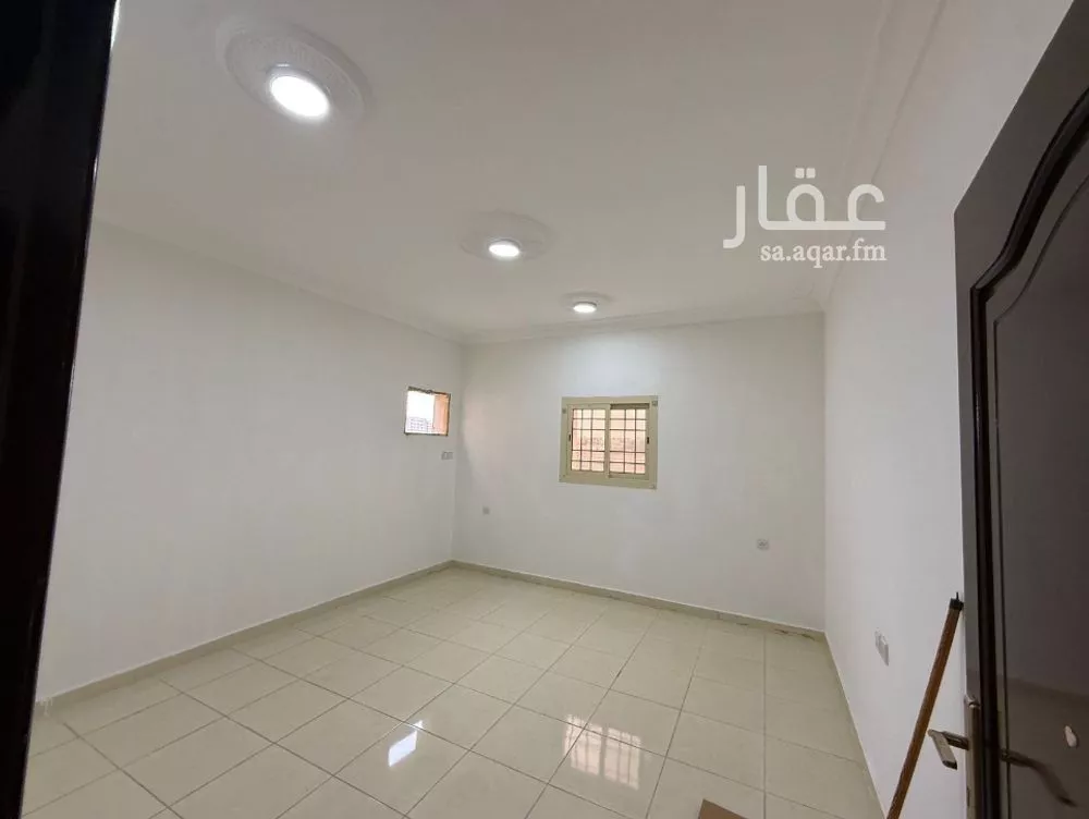 شقة 3 غرف في العهن 8