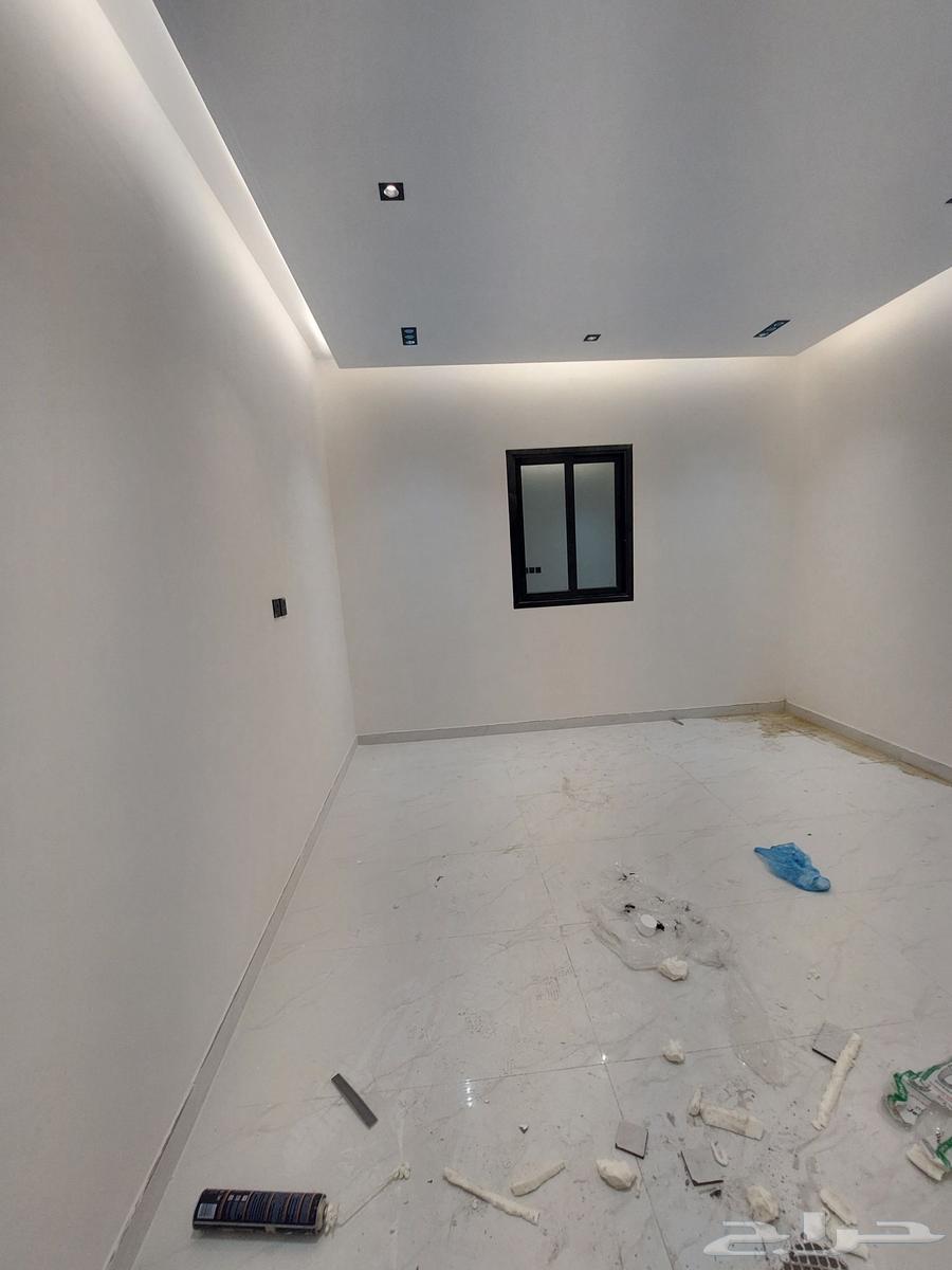 شقة 5 غرف في احد 5