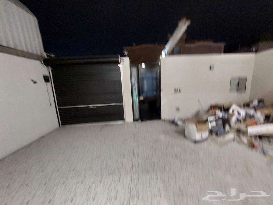 شقة 5 غرف في احد 10