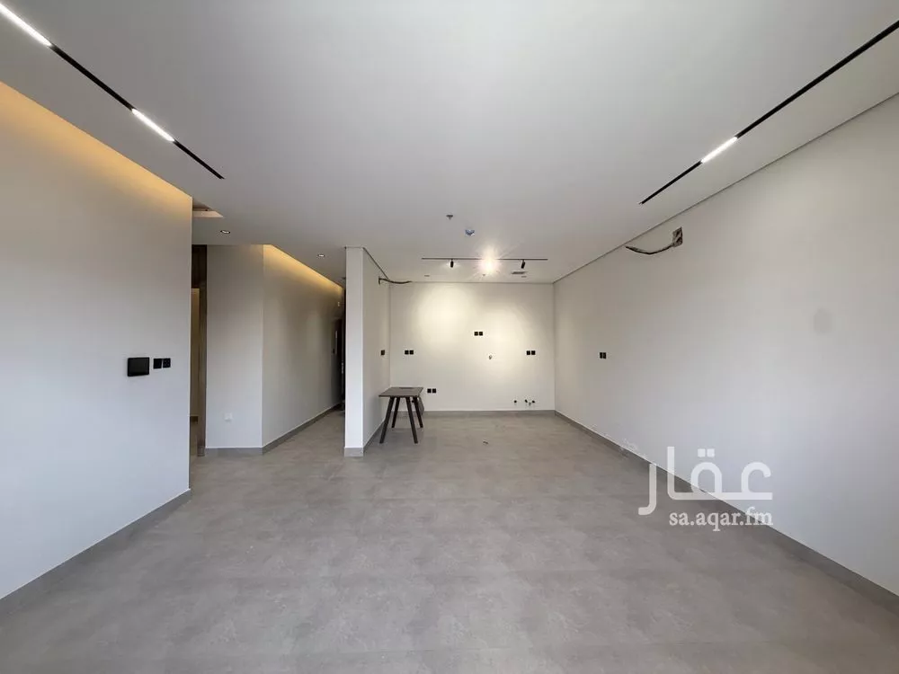 شقة 3 غرف في الرمال 11