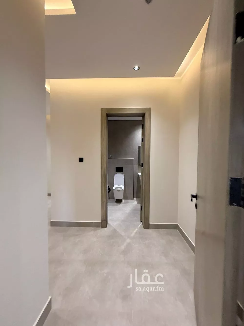 شقة 3 غرف في الرمال 4