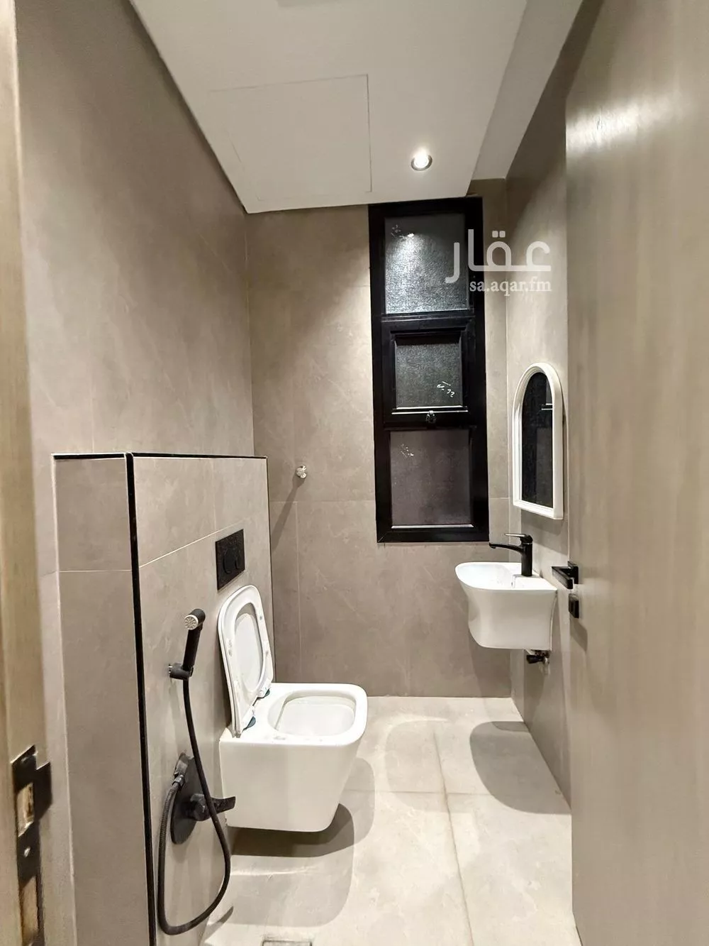 شقة 3 غرف في الرمال 9