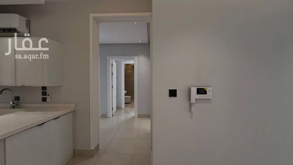 شقة 3 غرف في الملقا 5