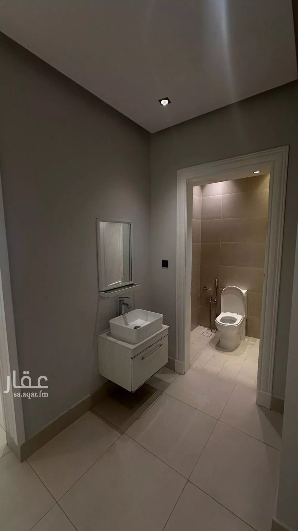 شقة 3 غرف في الملقا 9