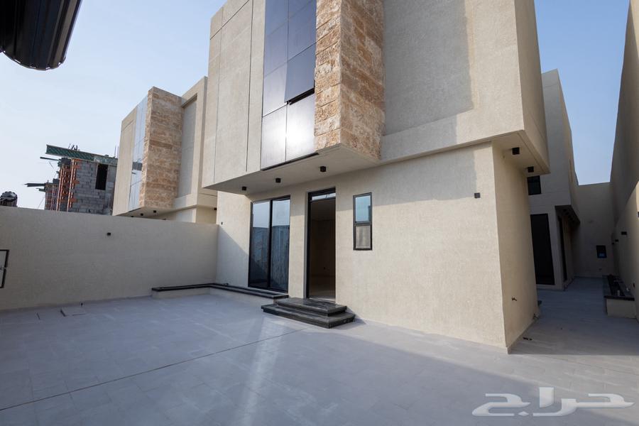 فيلا 6 غرف في العروبة 2