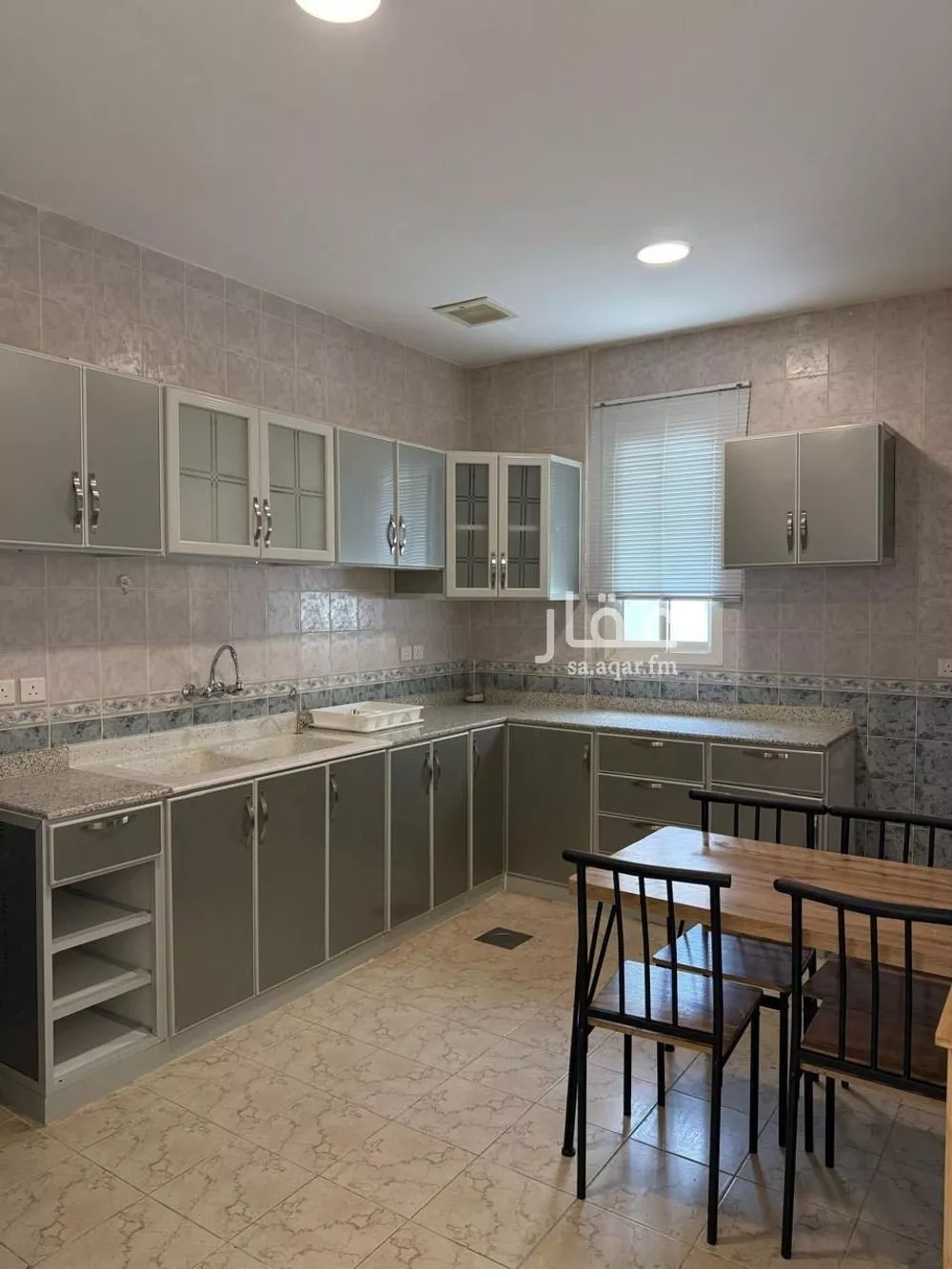 شقة 3 غرف في الياسمين 6