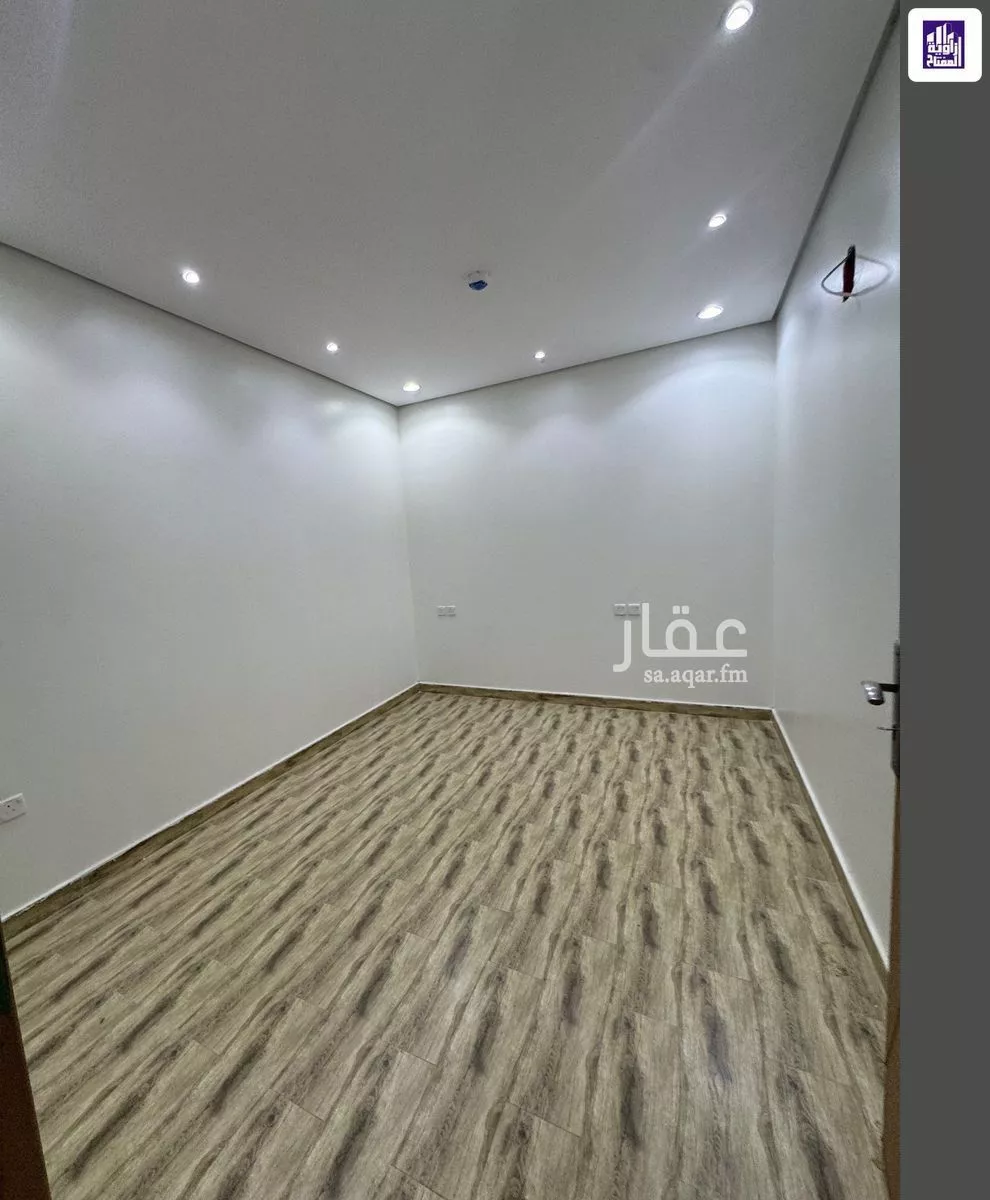 عمارة 1750 م² في السعادة 7