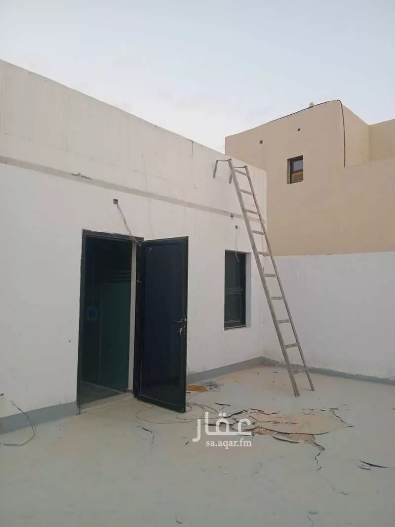 1100 sqm building in Al Wadi 13