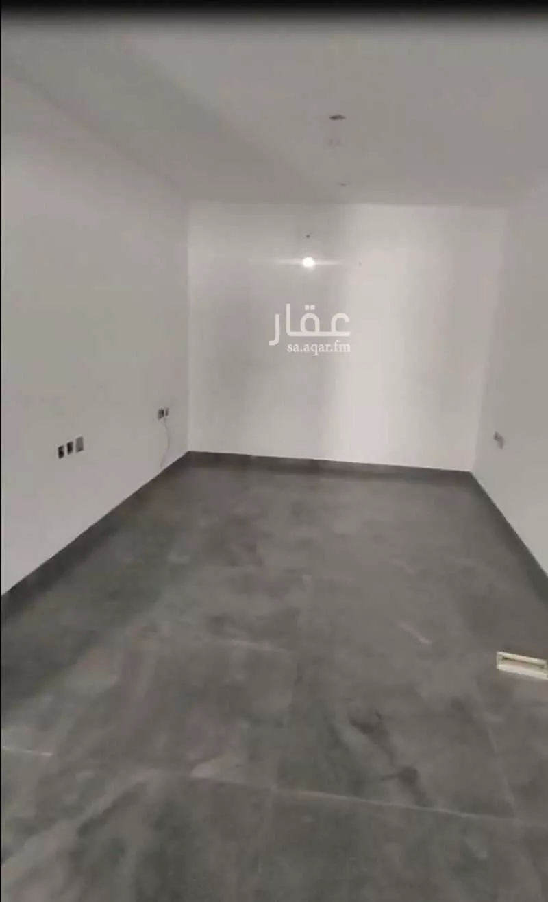 1100 sqm building in Al Wadi 7