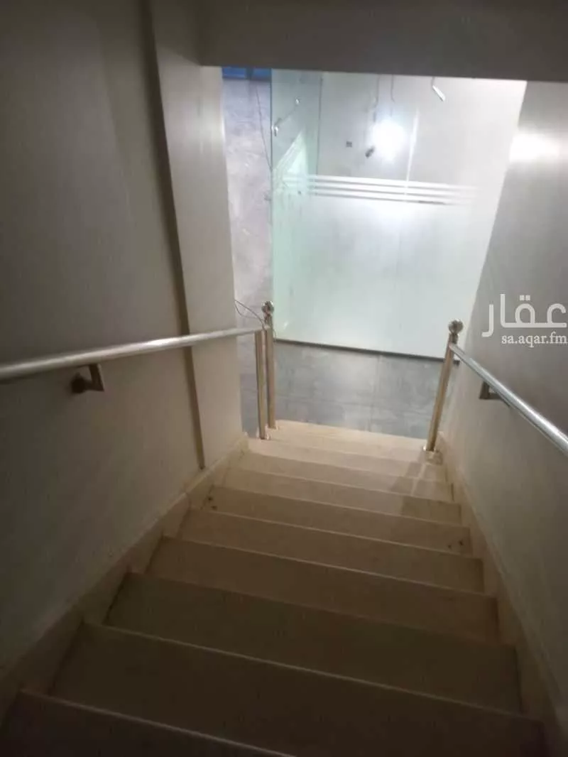 1100 sqm building in Al Wadi 8