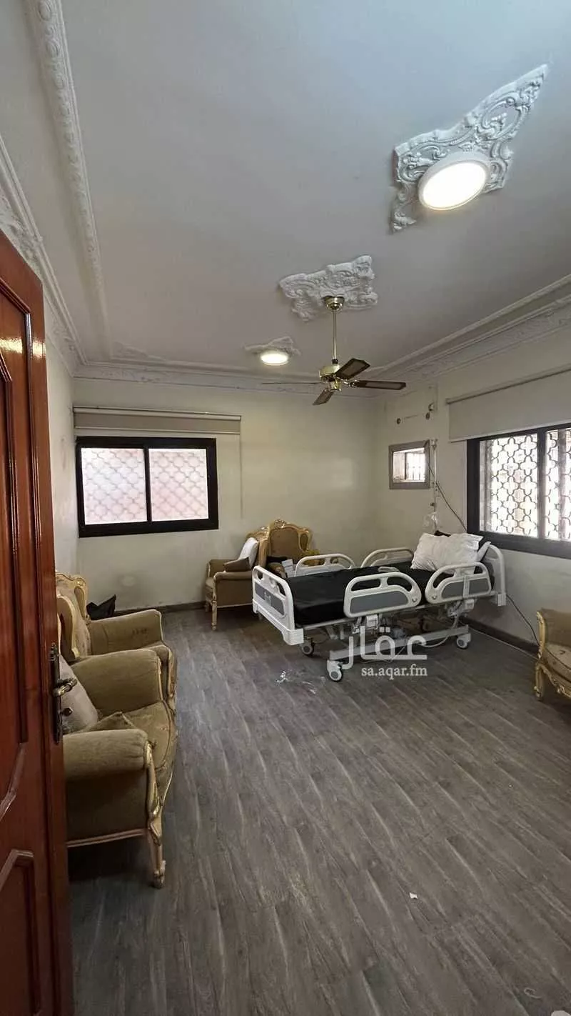 فيلا 12 غرف في المرسلات 12