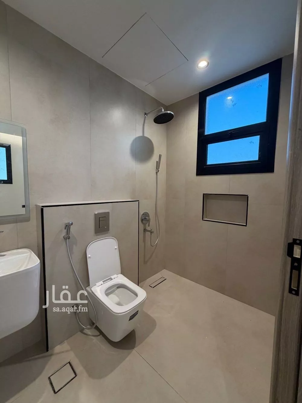 شقة 2 غرف في العارض 12