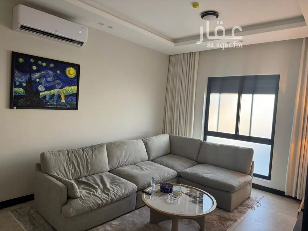 شقة 4 غرف في العارض 5