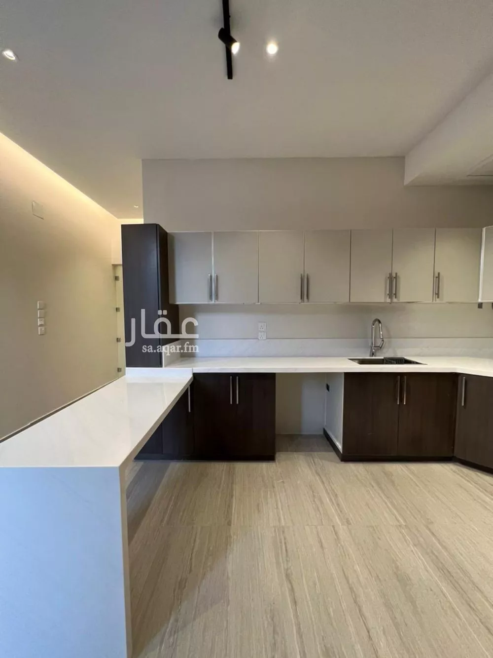 دور 4 غرف في الملك فهد 4