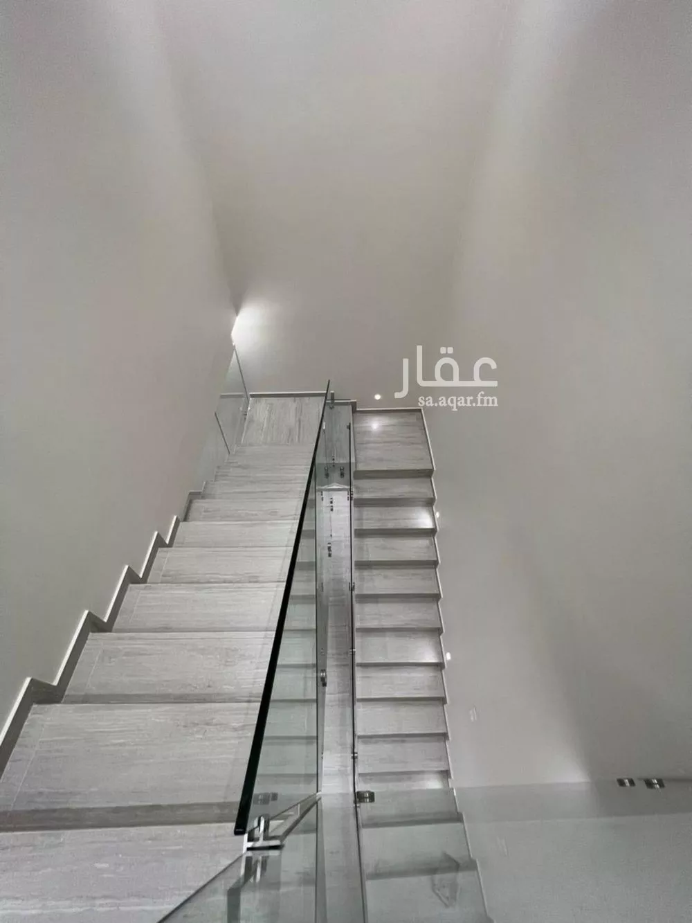 دور 4 غرف في الملك فهد 8