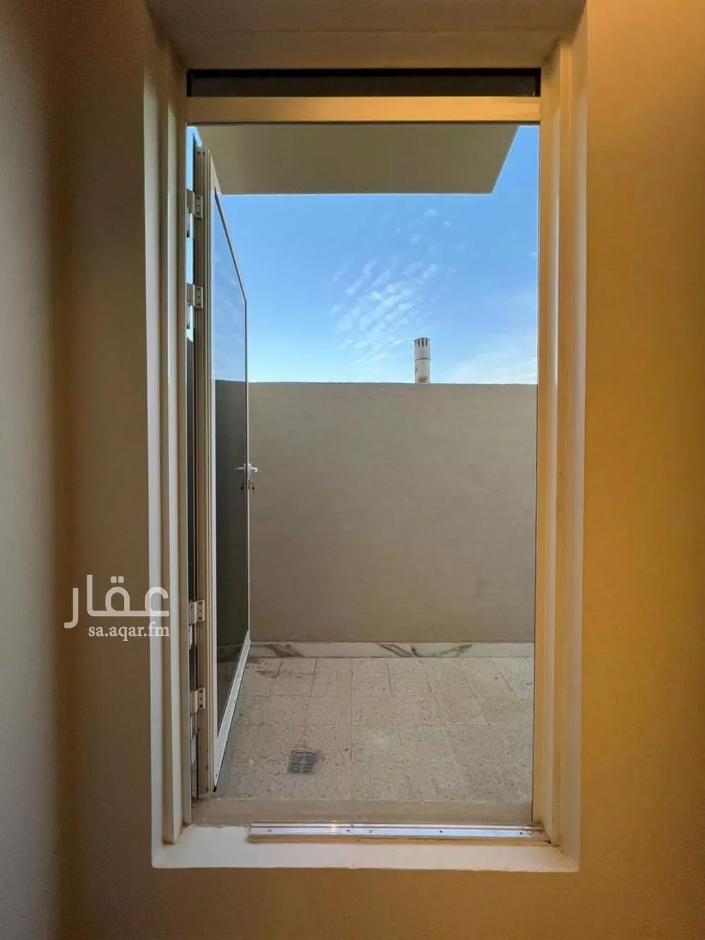 دور 4 غرف في الملك فهد 10