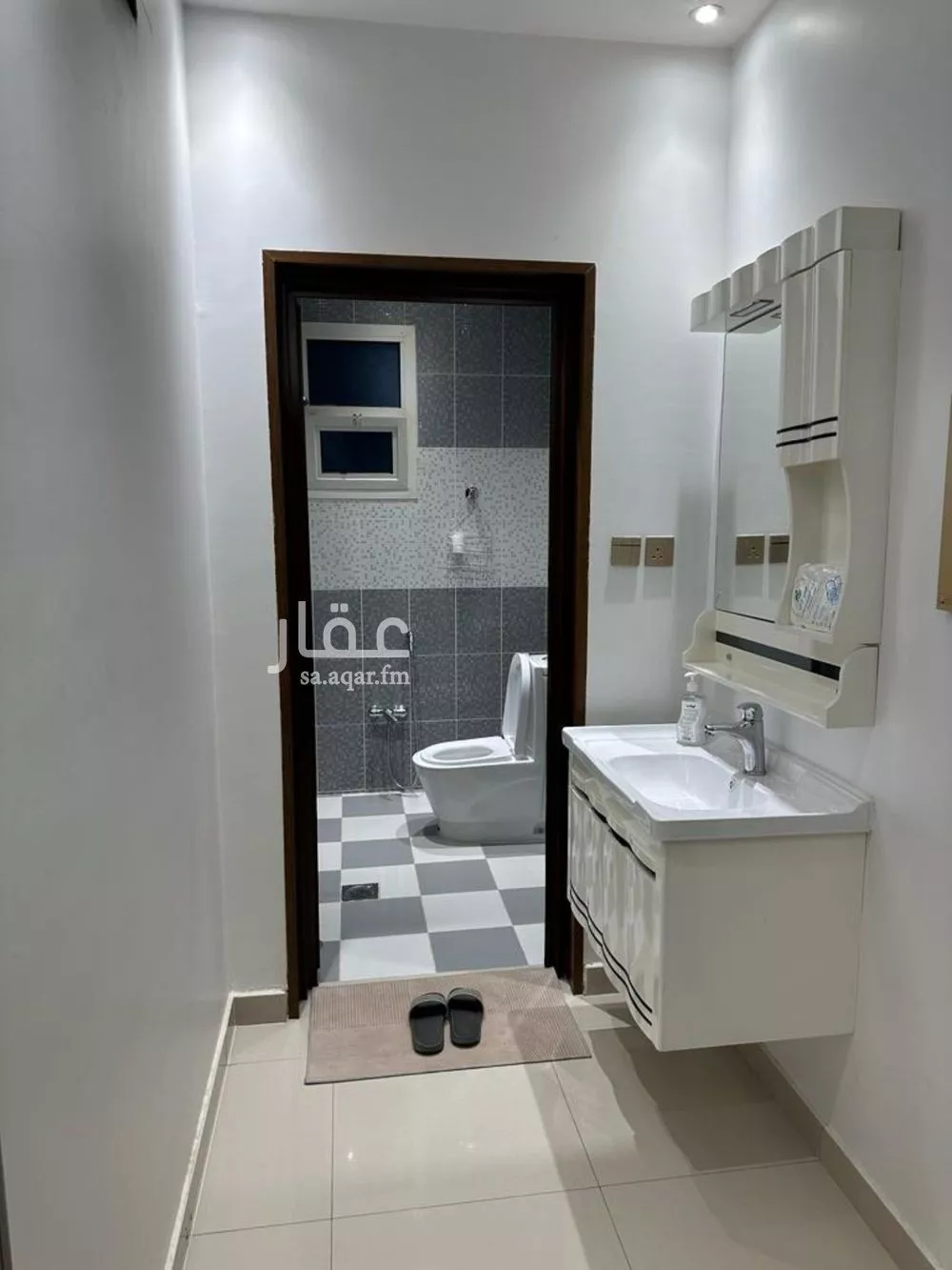 دور 3 غرف في الملقا 4