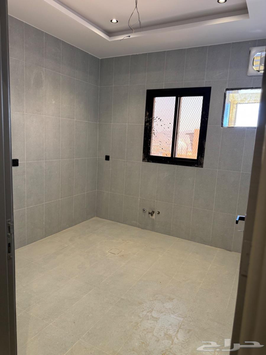 5 bedroom apartment in Wali Al Ahd 10