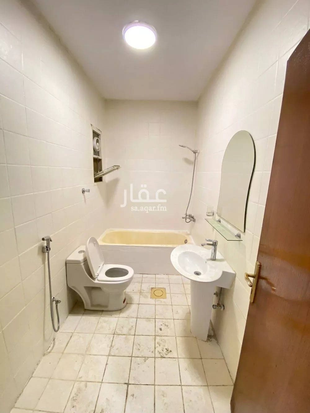 شقة 3 غرف في التعاون 12