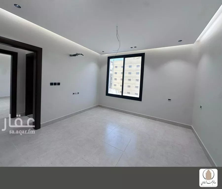 شقة 4 غرف في النعيم 4