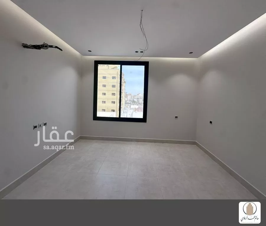 شقة 4 غرف في النعيم 6