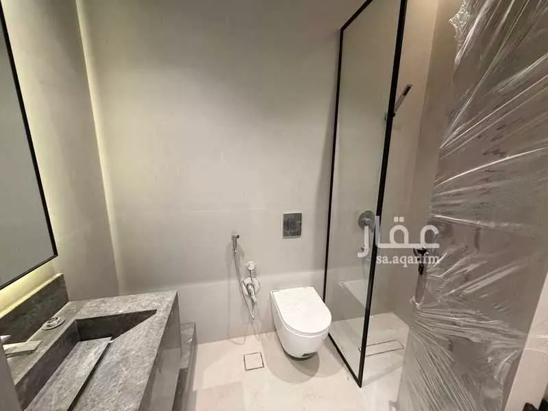 5 bedroom villa in Al Malqa 3