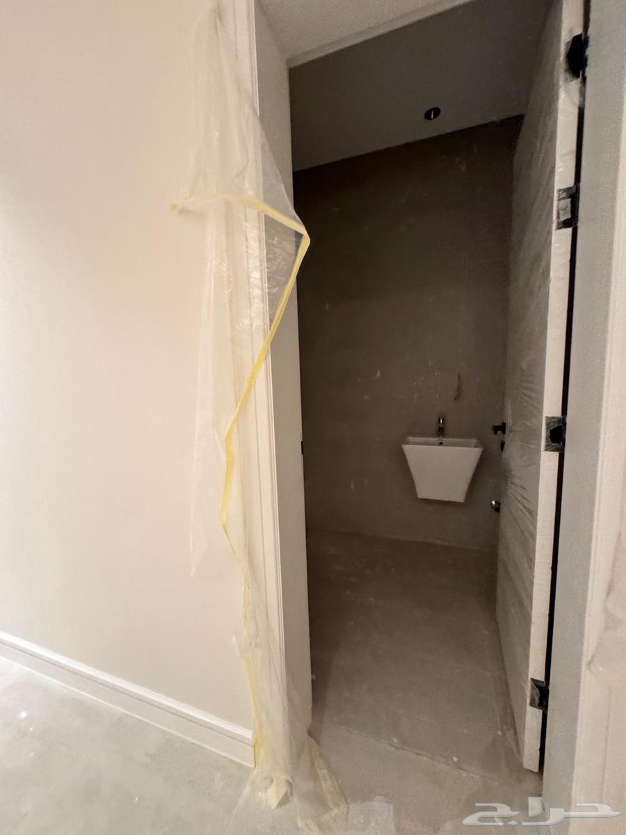 6 bedroom apartment in Al Narjis 16