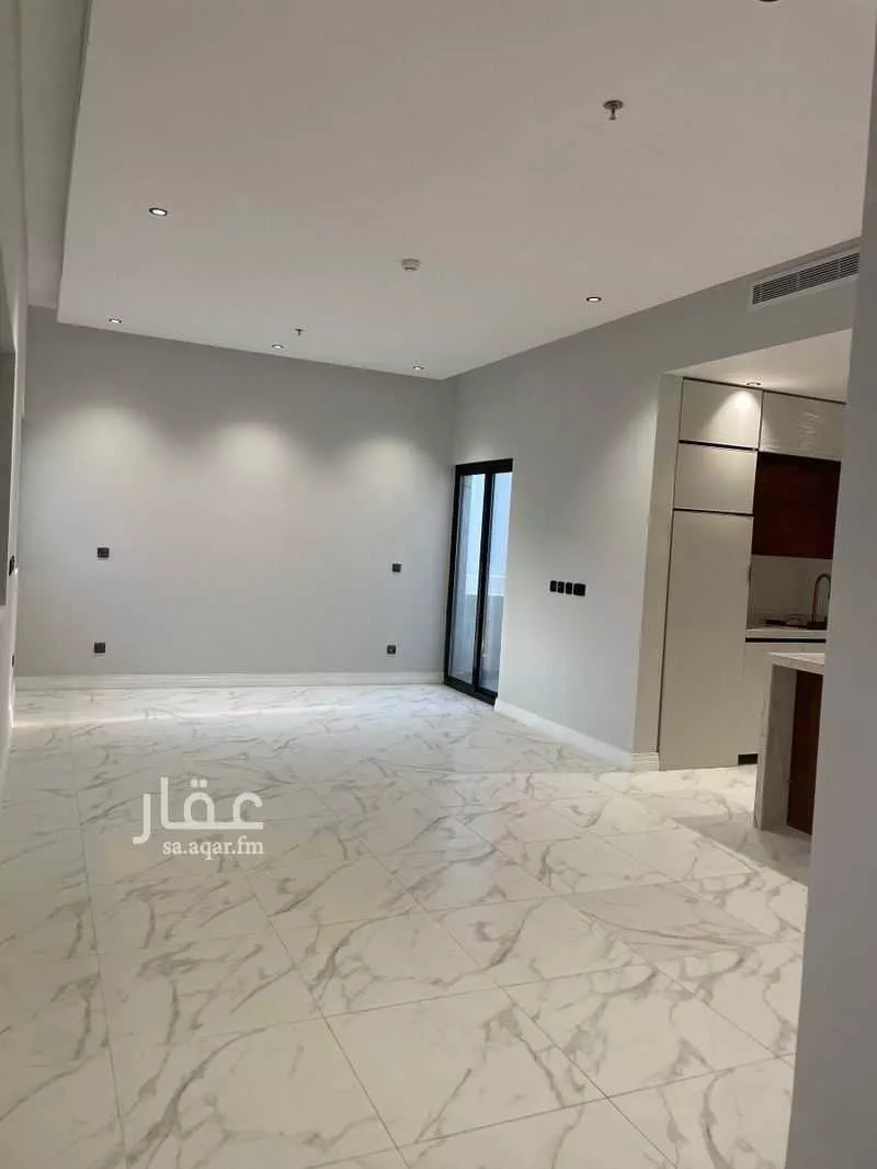 شقة 3 غرف في الملقا 11