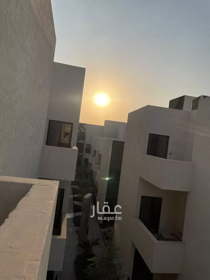 شقة 3 غرف في الملقا 12