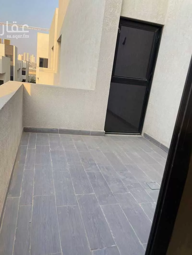 شقة 3 غرف في الملقا 21