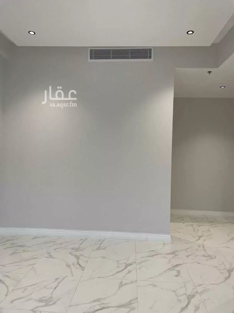 شقة 3 غرف في الملقا 22