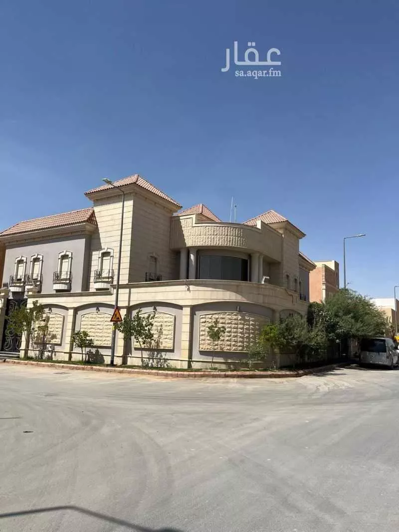فيلا 8 غرف في حطين 2