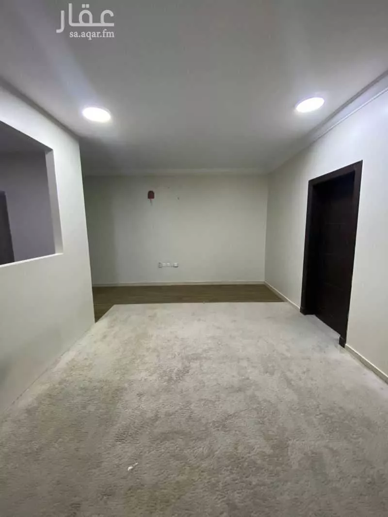 3 bedroom floor in Al Aridh 8