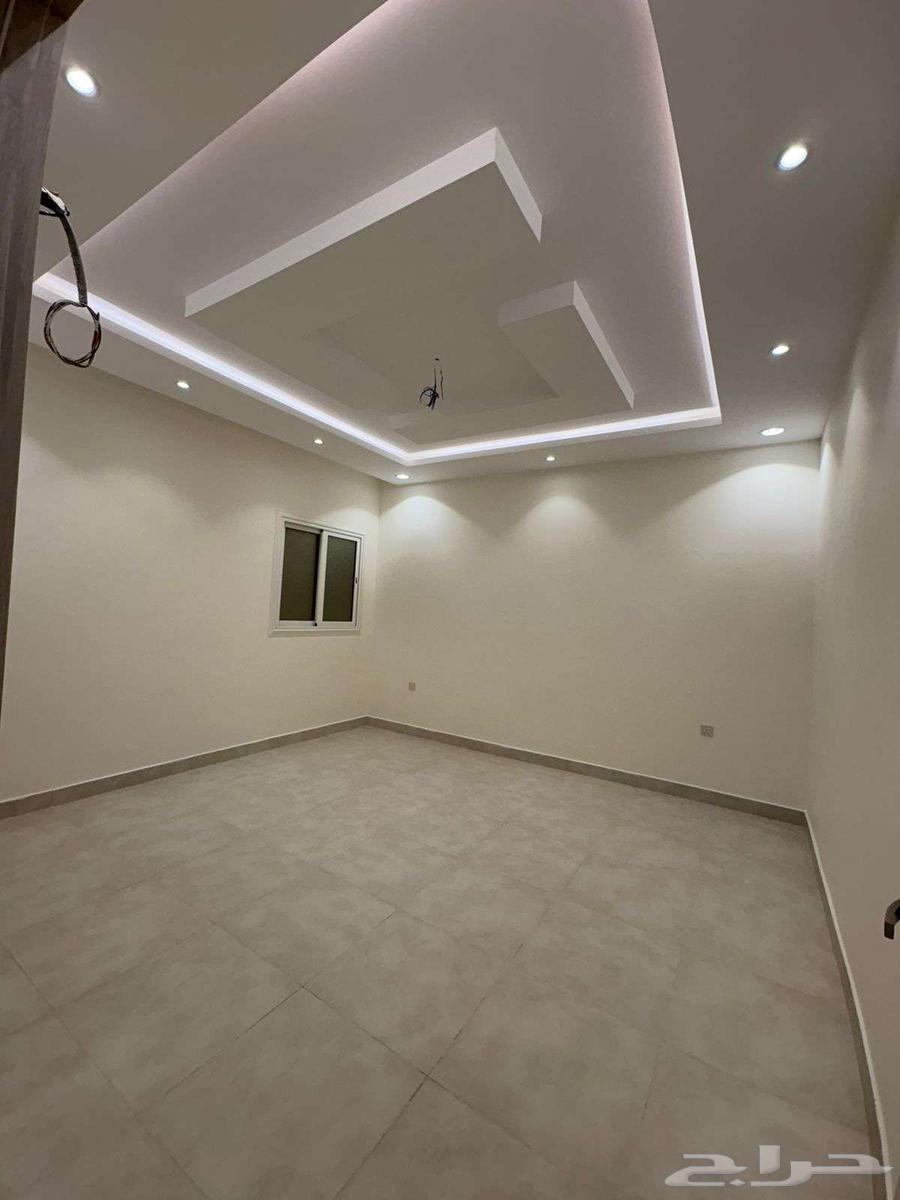 شقة 5 غرف في الملك فهد 15