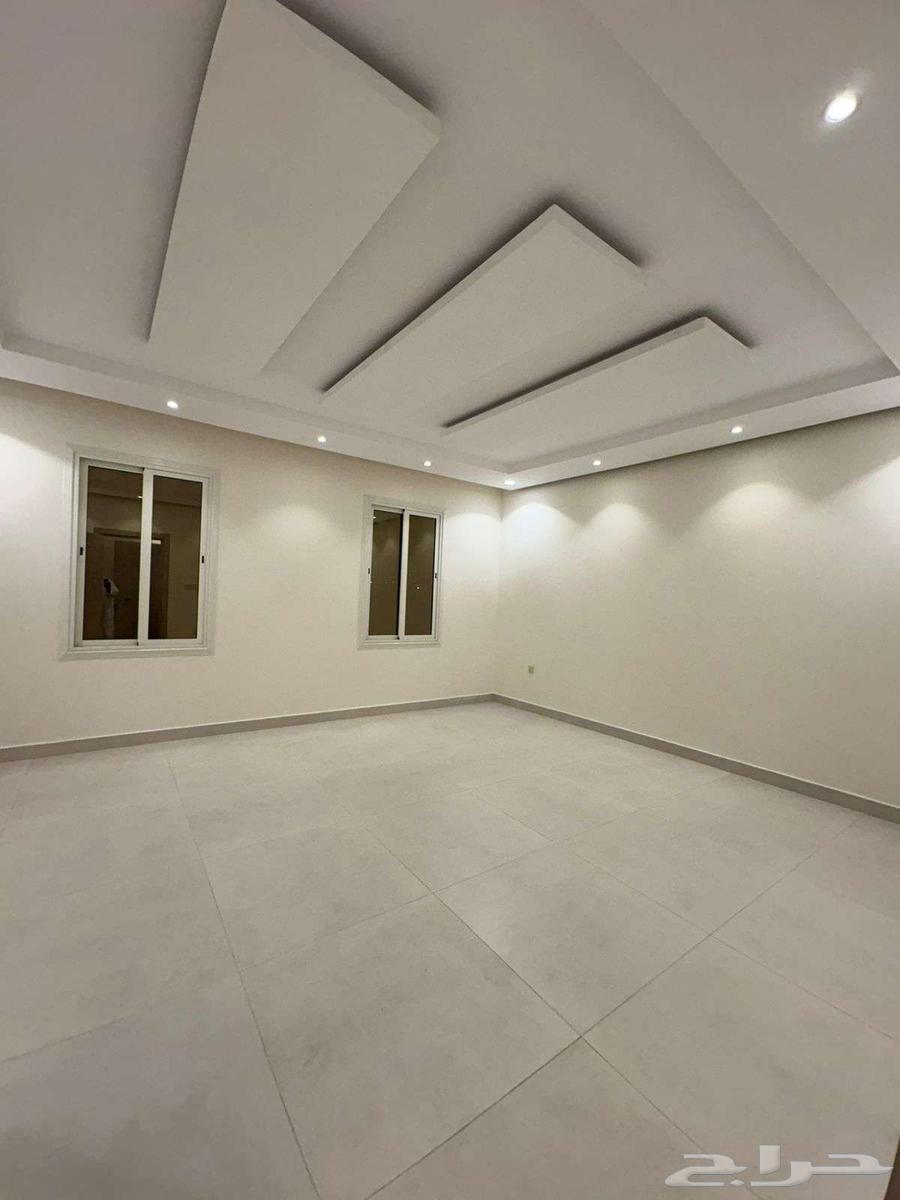 شقة 5 غرف في الملك فهد 5