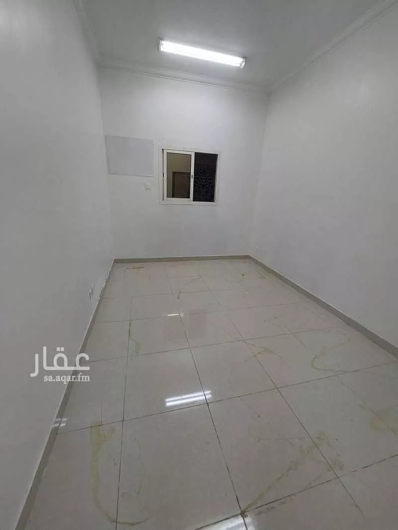 شقة 3 غرف في العزيزية 20