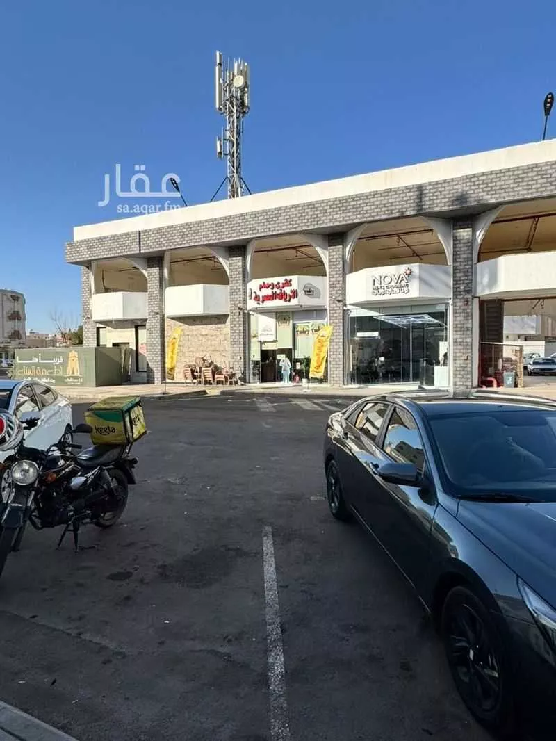 محل 52 م² في عروة 7