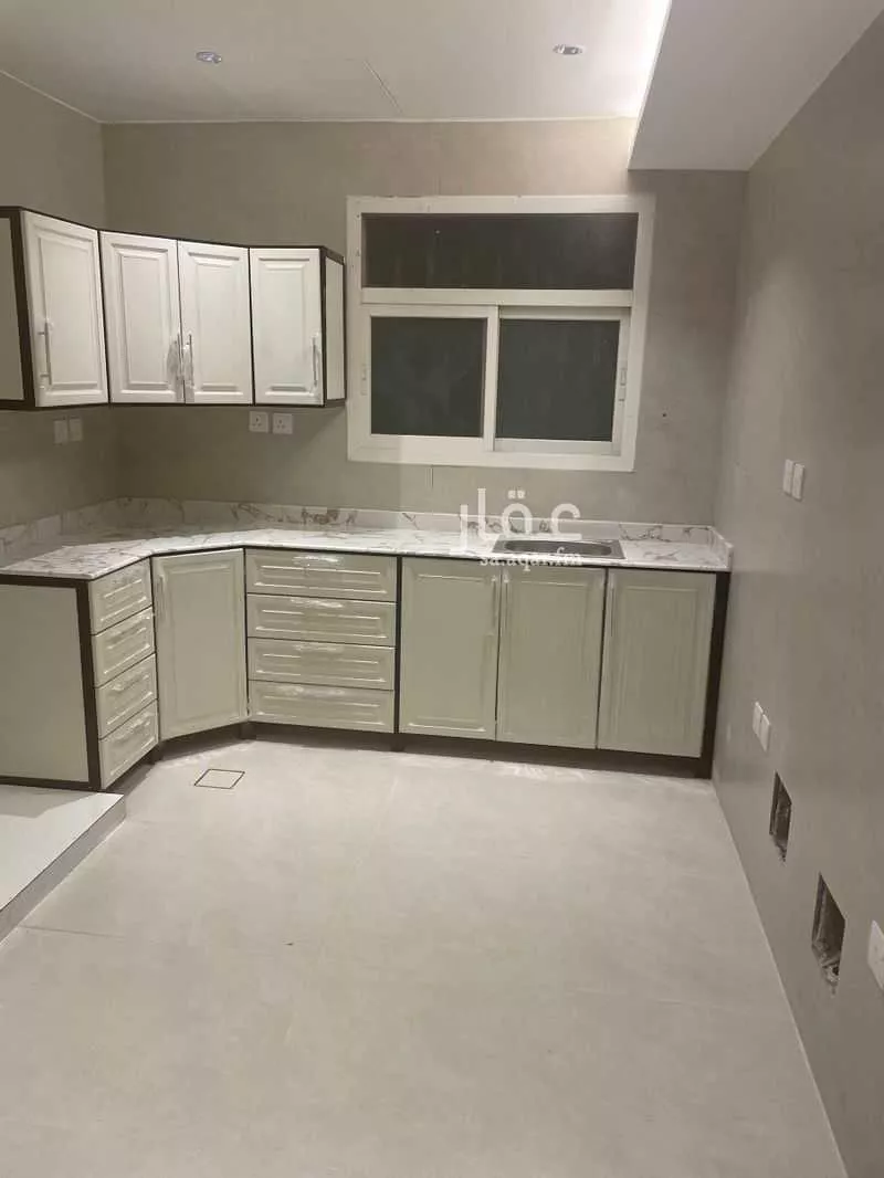 4 bedroom apartment in Al Izdihar 10