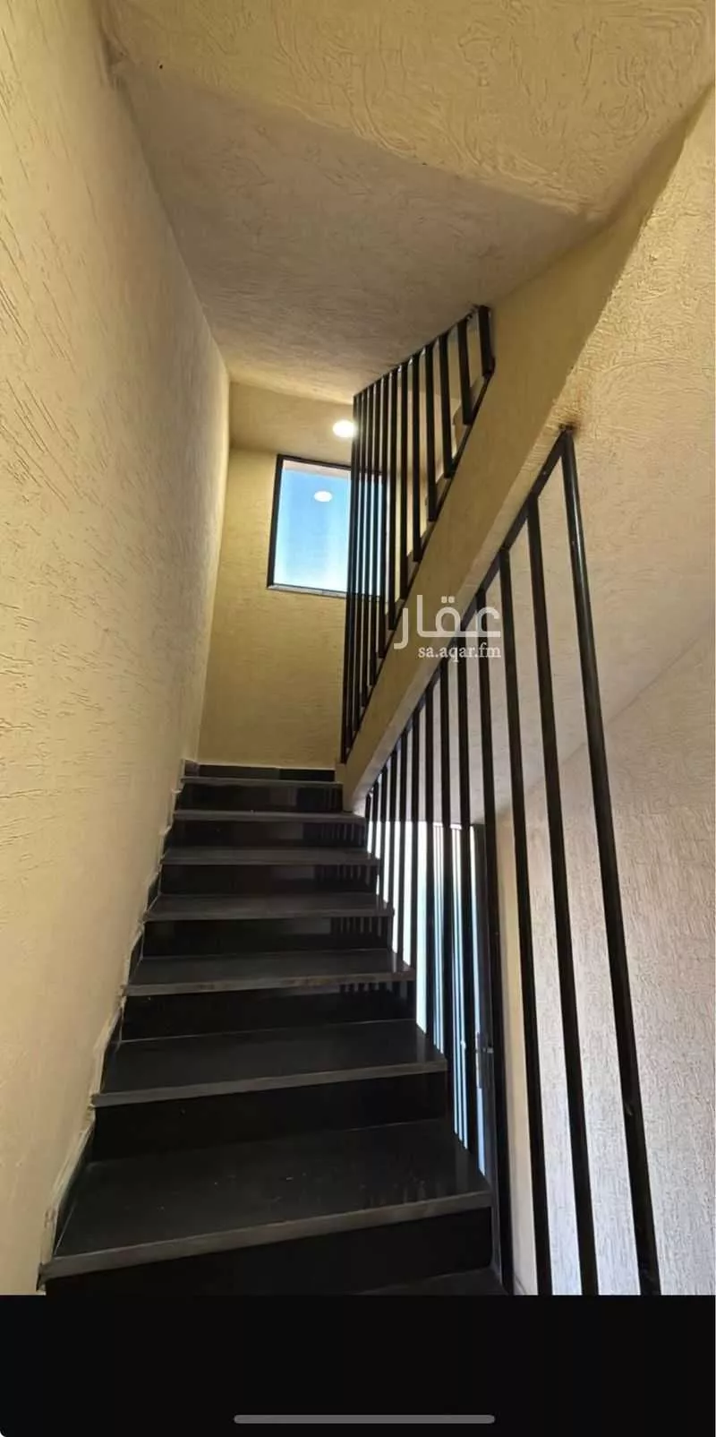 شقة 3 غرف في الرمال 4