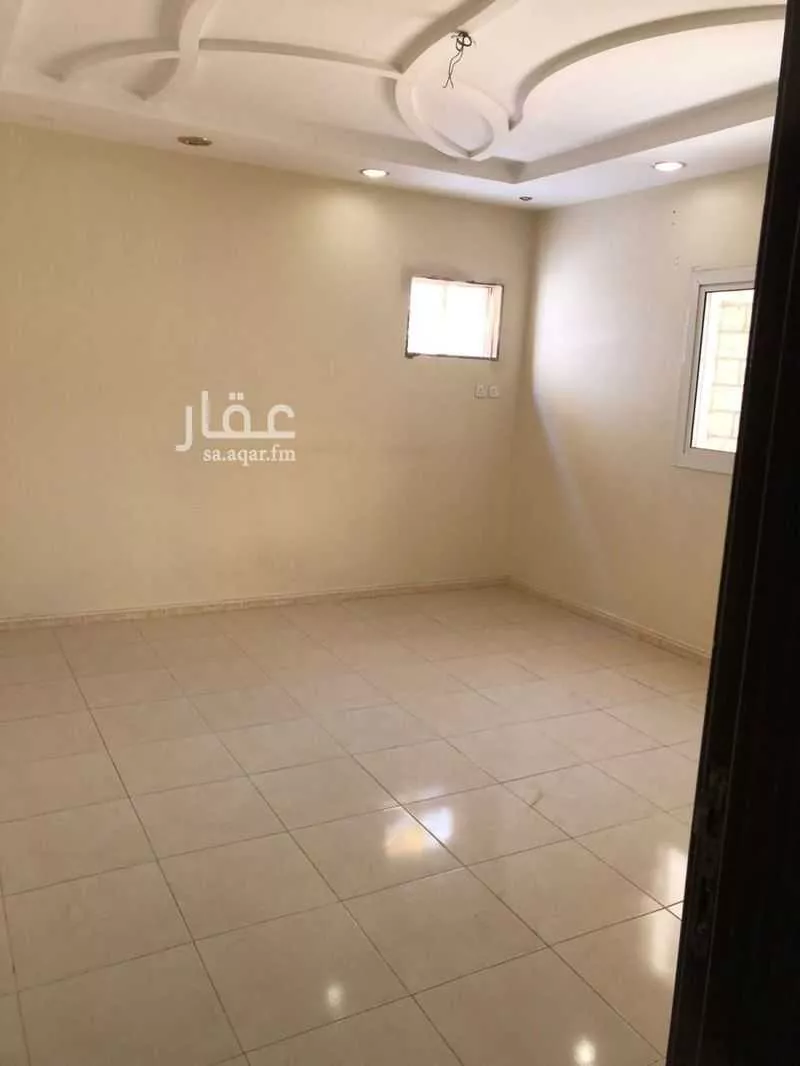 شقة 4 غرف في الحمراء و ام الجود 3