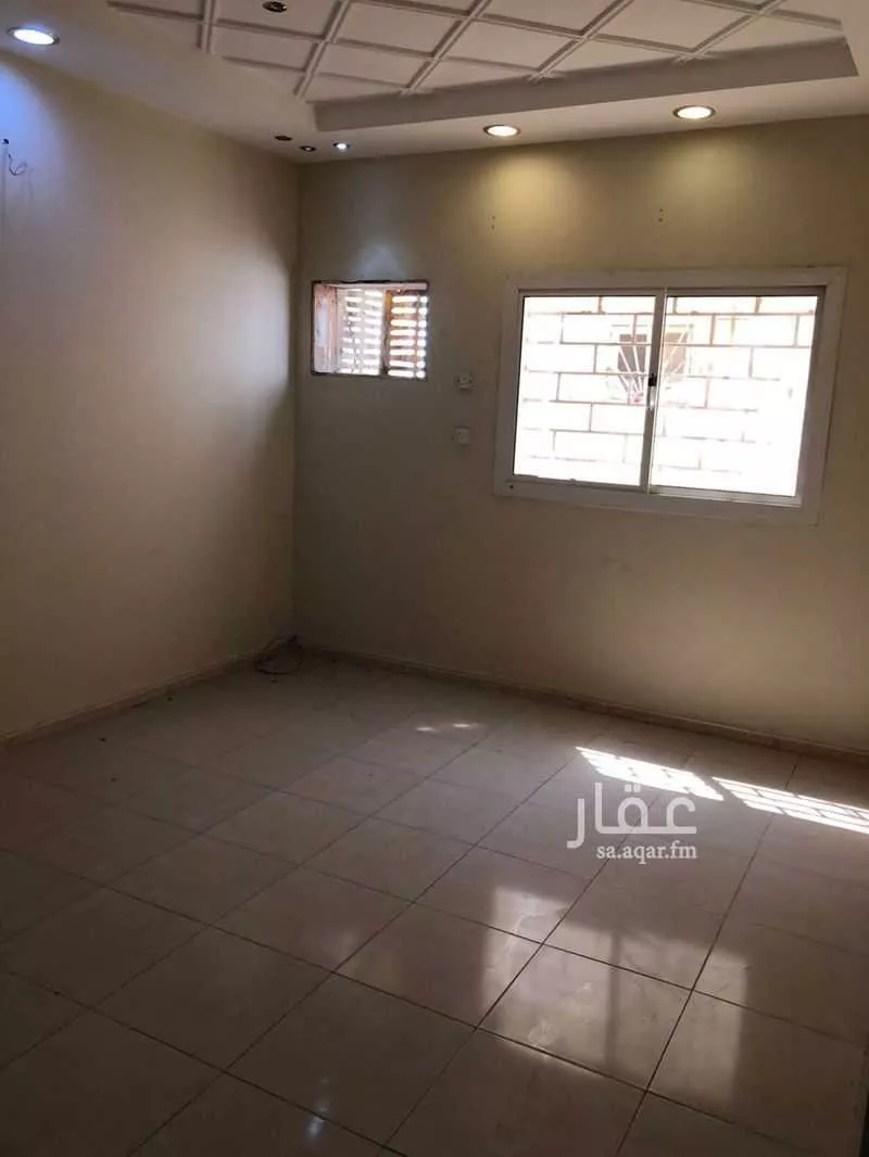 شقة 4 غرف في الحمراء و ام الجود 5