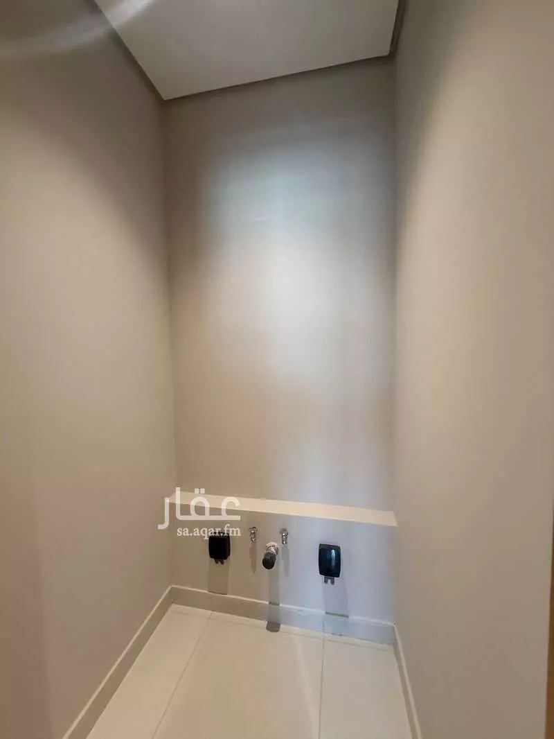 شقة 3 غرف في الحمرا 13