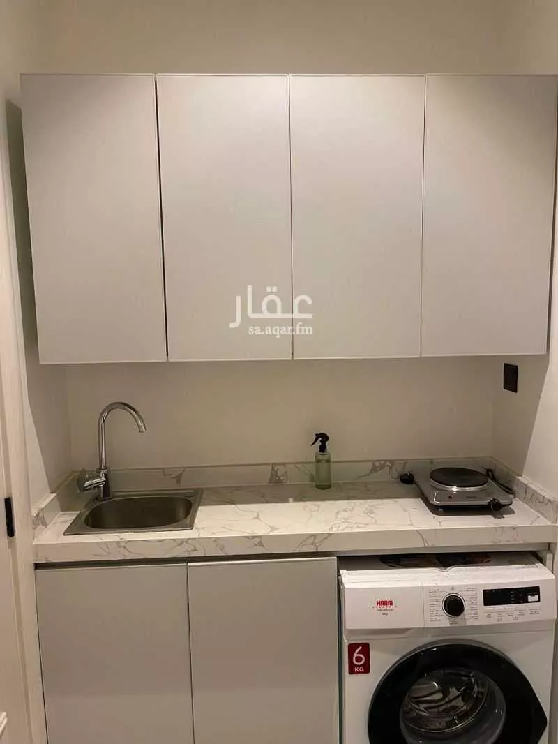 شقة 1 غرف في عرقة 5