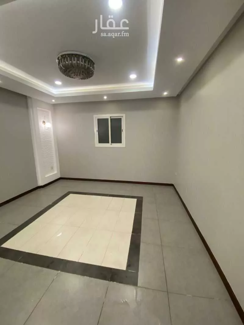 شقة 4 غرف في إشبيلية 7