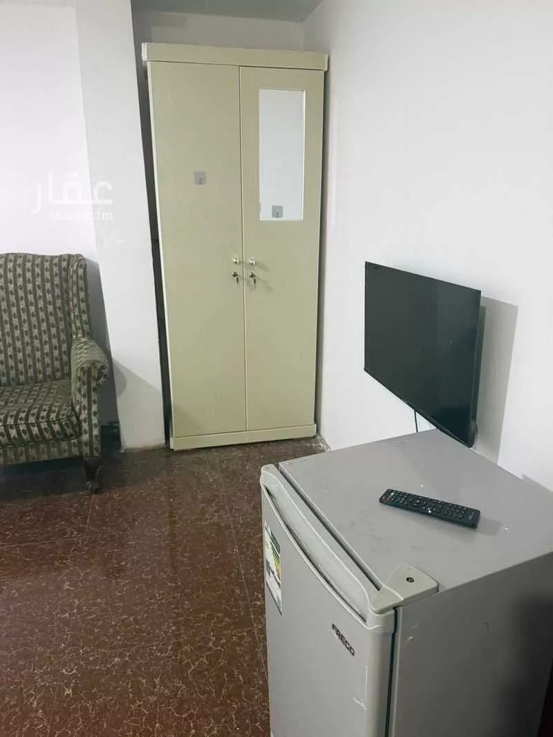 شقة 1 غرف في الثقبة 9