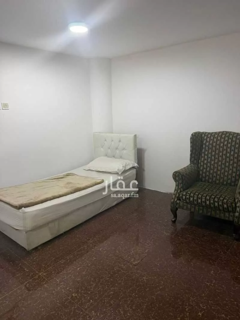 شقة 1 غرف في الثقبة 10